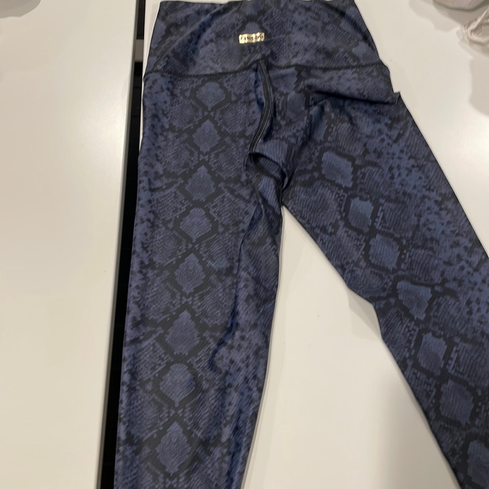 CHRLDR leggings snake print